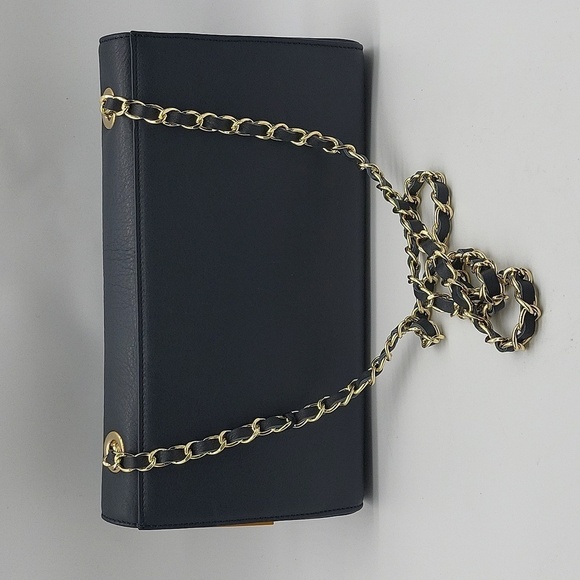 822- Valentino by Mario Valentino Crossbody Bag Genuine Italian Leather NWT - Picture 4 of 13